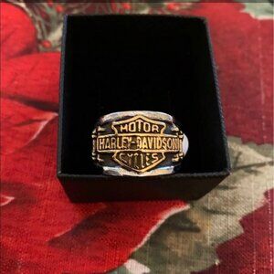 HD Men's Gold Rings Size 10 Vintage